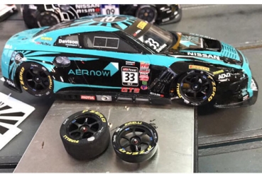 Decal Nissan GTR Always Evolving #33