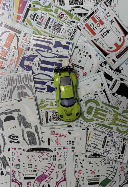 Decal für Carrera Hybrid Ferrari 296 GT3 R  Decal Nach Wunsch / Custom made Scale 1:50